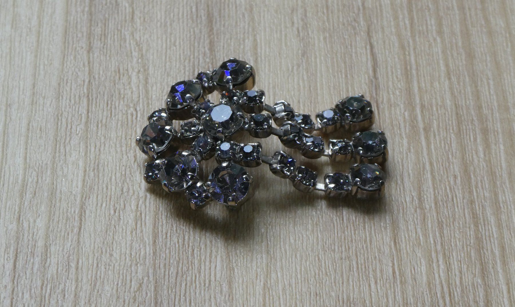 Broches & Aiguilles: Brosche silbern Strasssteine Modeschmuck – D'occasion à Frauenfeld par dhour 6