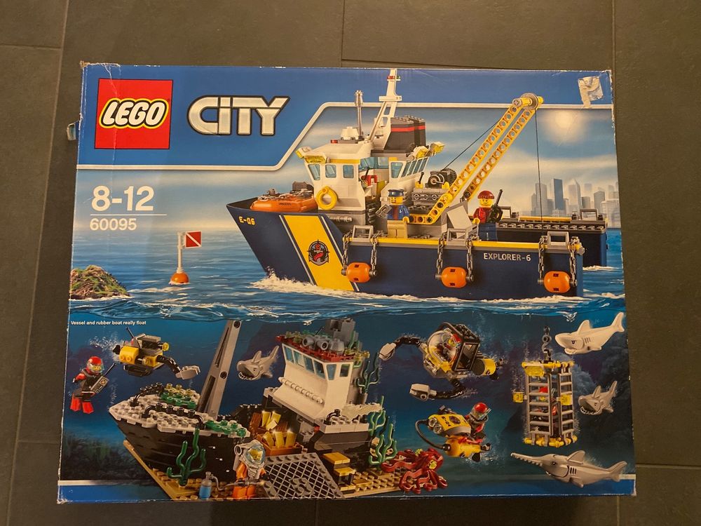 Lego City Schiff mit Wrack und Ubooten Kaufen auf Ricardo