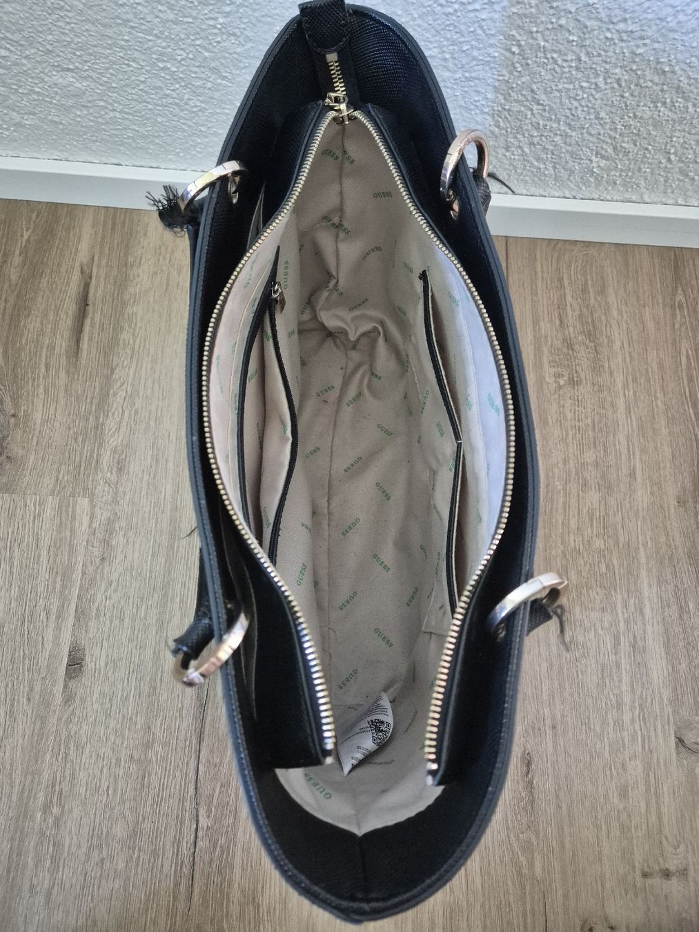 Guess Borse da donna: Guess Handtasche schwarz – Usato da Oberriet SG venduto da bae_2kbx 3