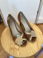 Suede peep-toe heels, caramel & gold, size 39