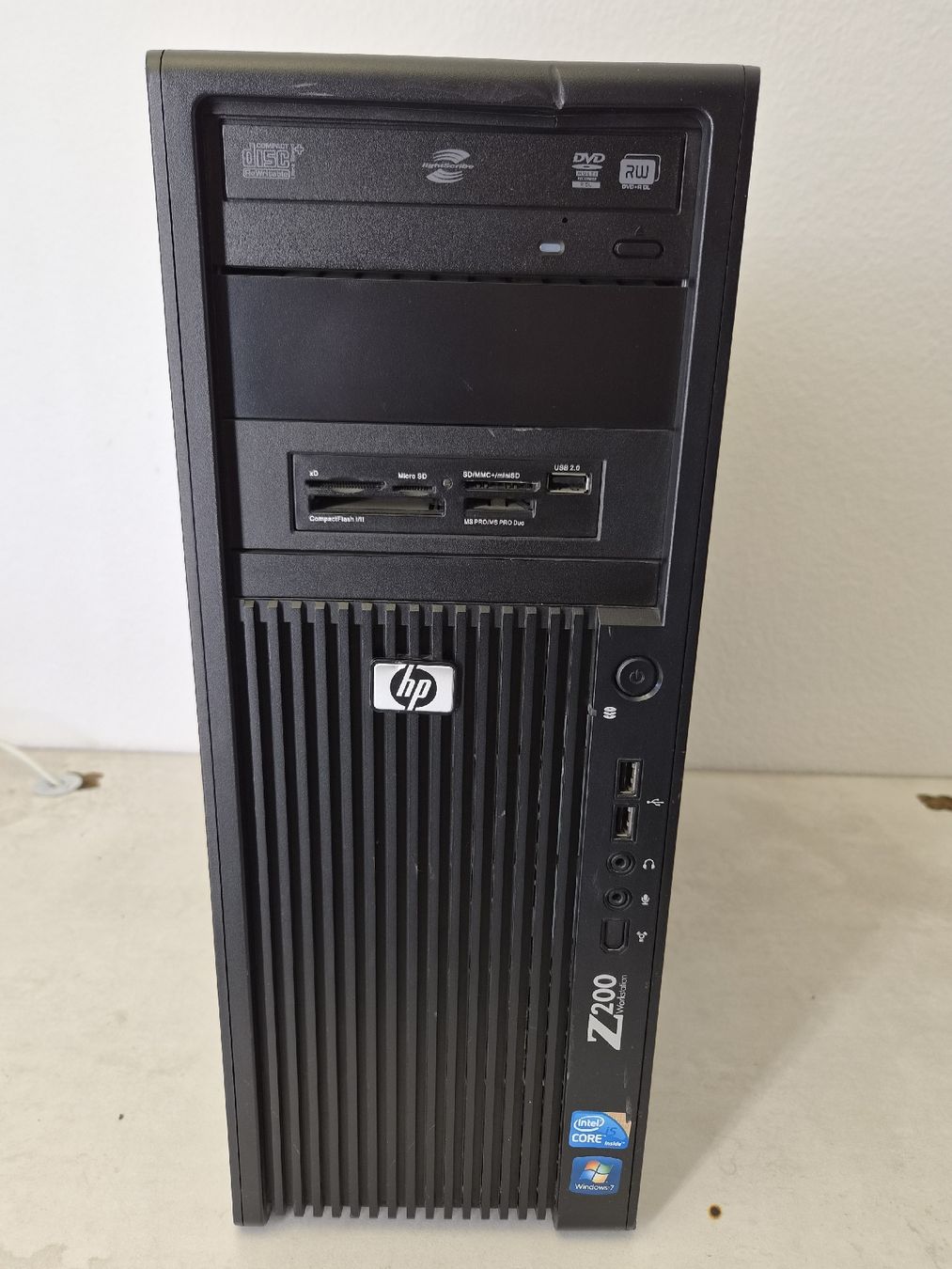 Hewlett Packard PC: HP Z200 Workstation, Intel i5, Nvidia Quadro 2000 – Usato da SCHAFFHAUSEN venduto da Atami99 6