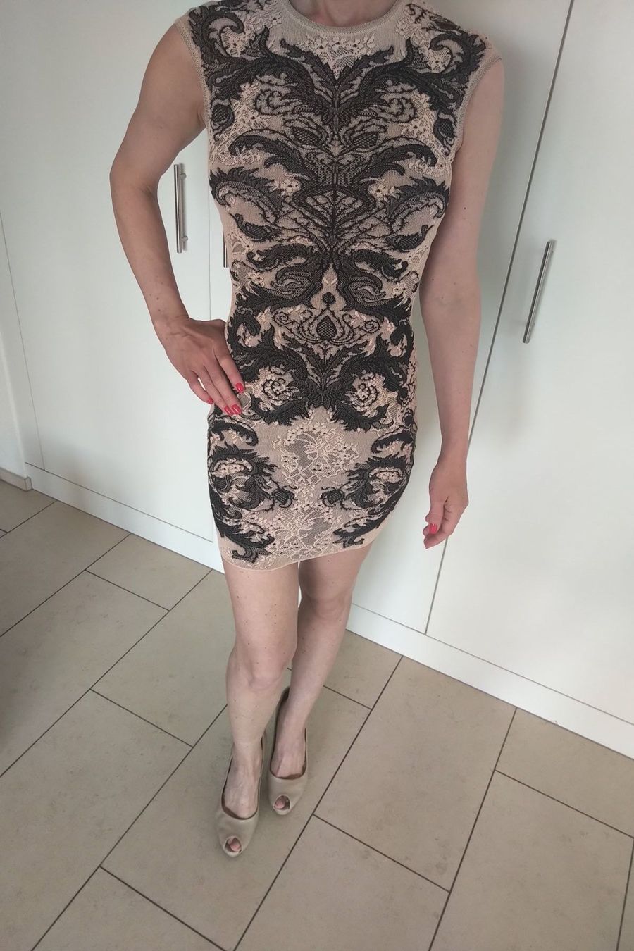 Alexander Mcqueen Vestiti: Alexander Mcqueen  Kleid – Usato da Bäch SZ venduto da ruslena29 4