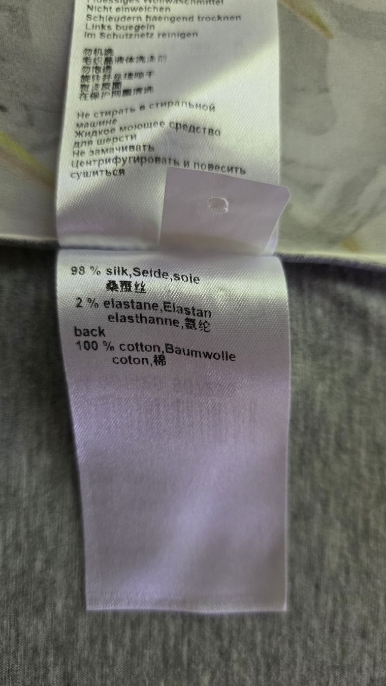Marc Cain Camicette: Marc Cain Blusenshirt mit Pelikan-Print Gr.40 – Usato da Seewis Dorf venduto da kai_zg5c 3