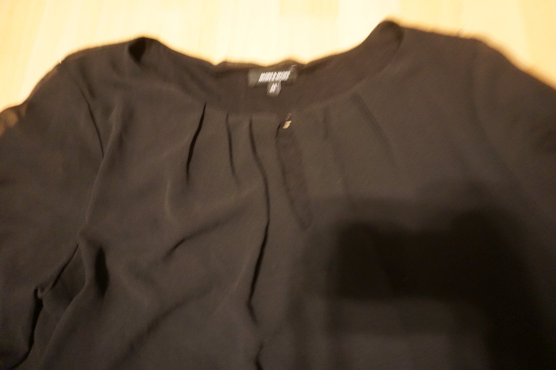 More & More Camicette: Schwarze Bluse von More&More, Gr. 44 – Usato da Zürich venduto da einalemjena 2