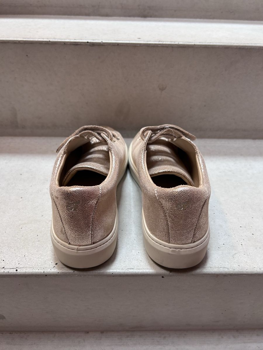 Bobbies Chaussures femmes: Bobbies Paris Sneaker Gold 39 – D'occasion à Winterthur par seri_bo 1