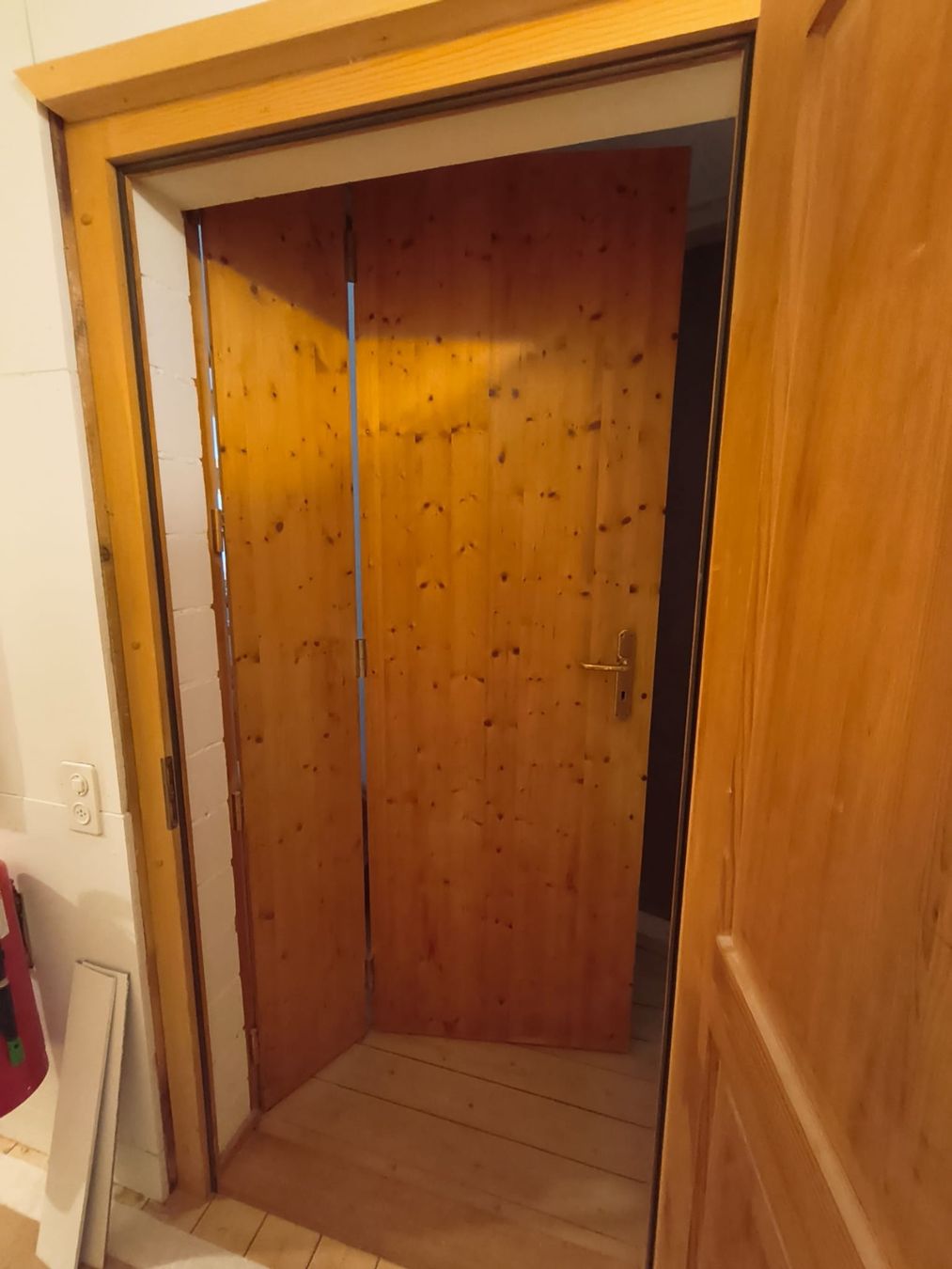 Porte: Grosse Zimmertür aus Holz – Usato da Buch b. Frauenfeld venduto da robintritten98 2