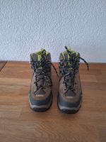 Chaussures hautes de randonnée montagne (pointure 35)