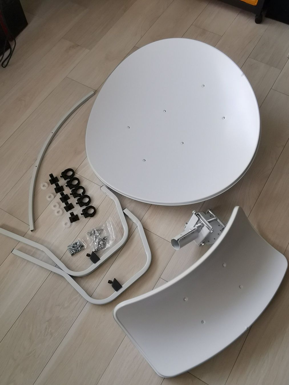 Radiocomunicazione: Wave Frontier Toroidal 90 Multibeam Antenne neu – Usato da Galgenen venduto da amoxan1