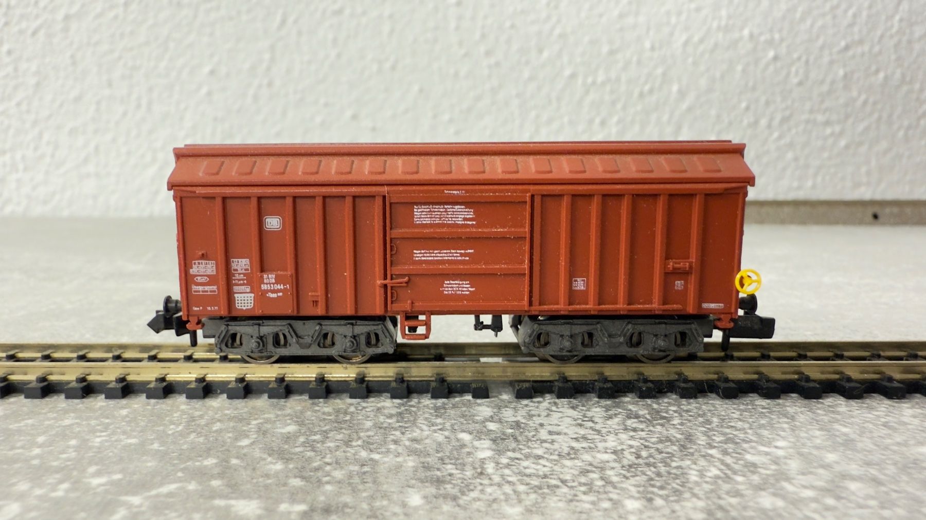 Fleischmann Modellini di ferrovie: Fleischmann Güterwagen Spur N in OVP – Usato da Schlieren venduto da rat_lq6b 1