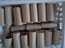 50 leere WC Papierrollen, Toilettenpapierrollen, Kartonrolle