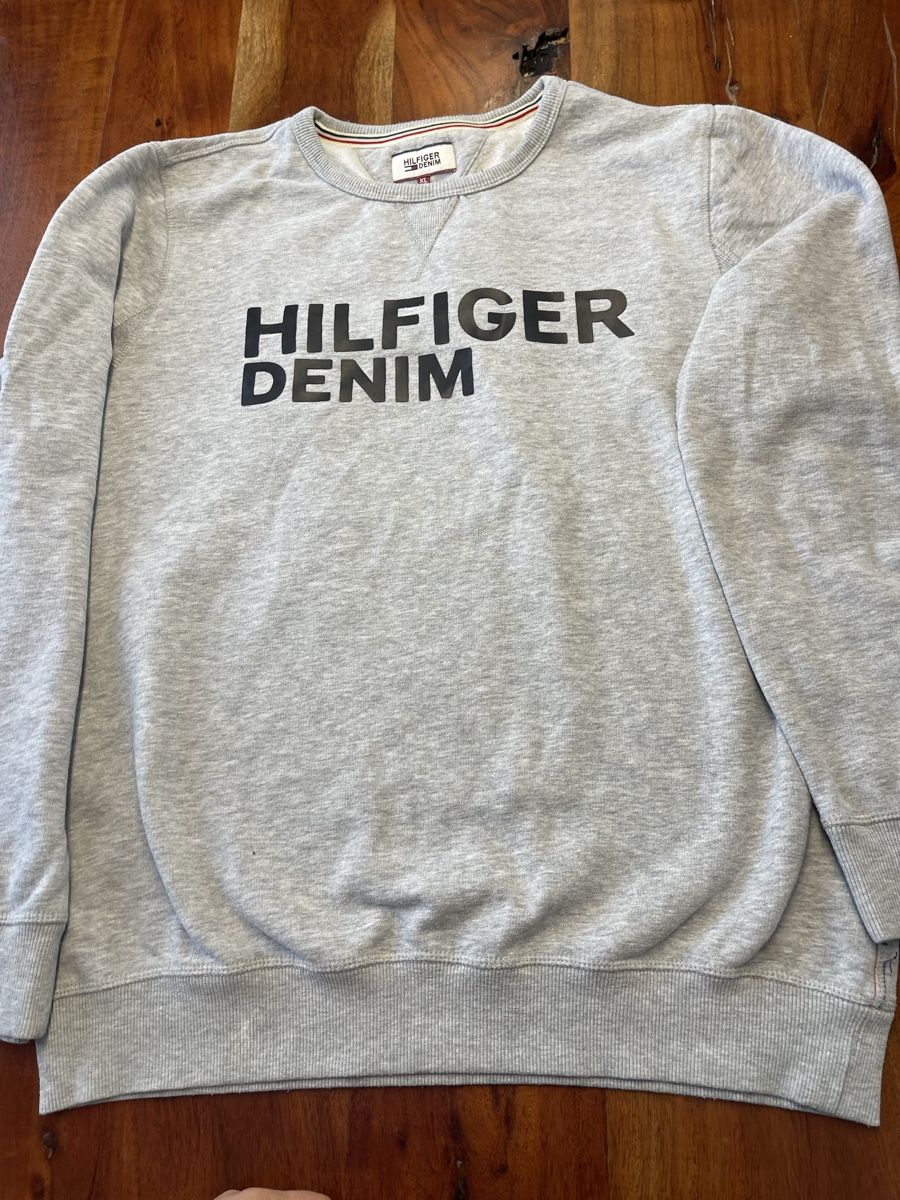 Tommy Hilfiger Maglioni & Felpe: Tommy Hilfiger Denim Pullover, Grau, Grösse XL, – Usato da Oftringen venduto da Makeq 2