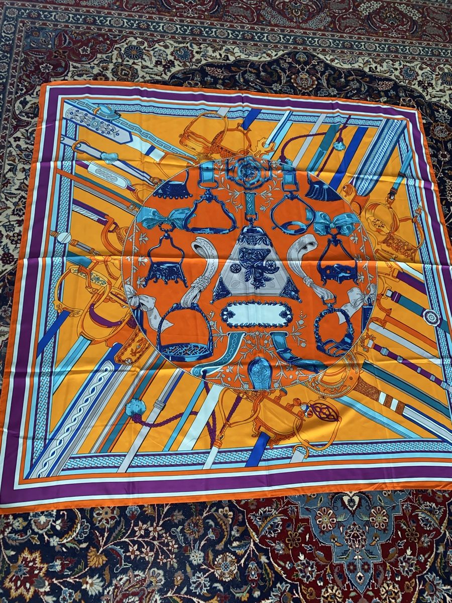 Foulard & Sciarpe: Schal new – Nuovo e nell'imballaggio originale da Blonay venduto da art_7f87 1