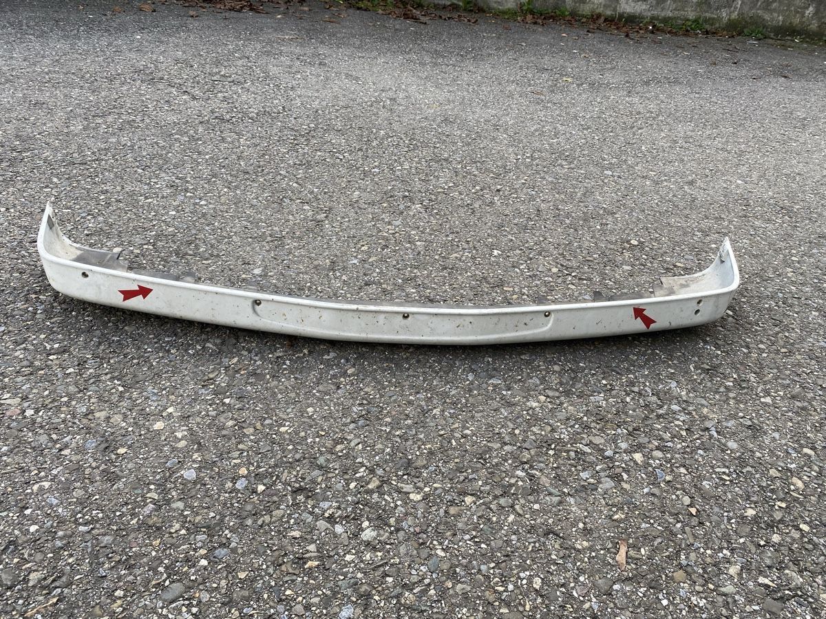 BMW Tutti pezzi di ricambio auto: Frontschürze zu BMW E30 – Usato da Winikon venduto da cabriofan01