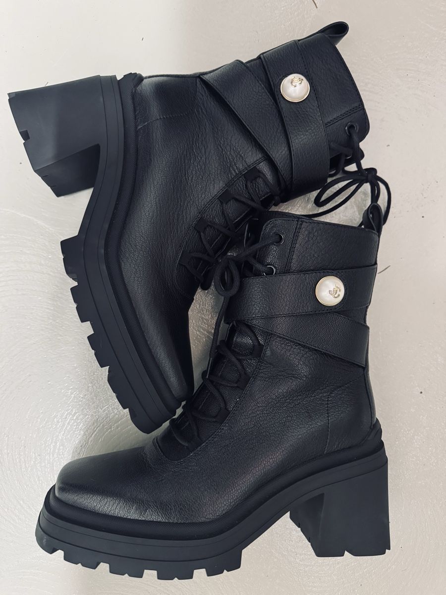 Jimmy Choo Damenschuhe: Boots Jimmy Choo – Gebraucht aus Wilen (Sarnen) von mbs_b75k 2