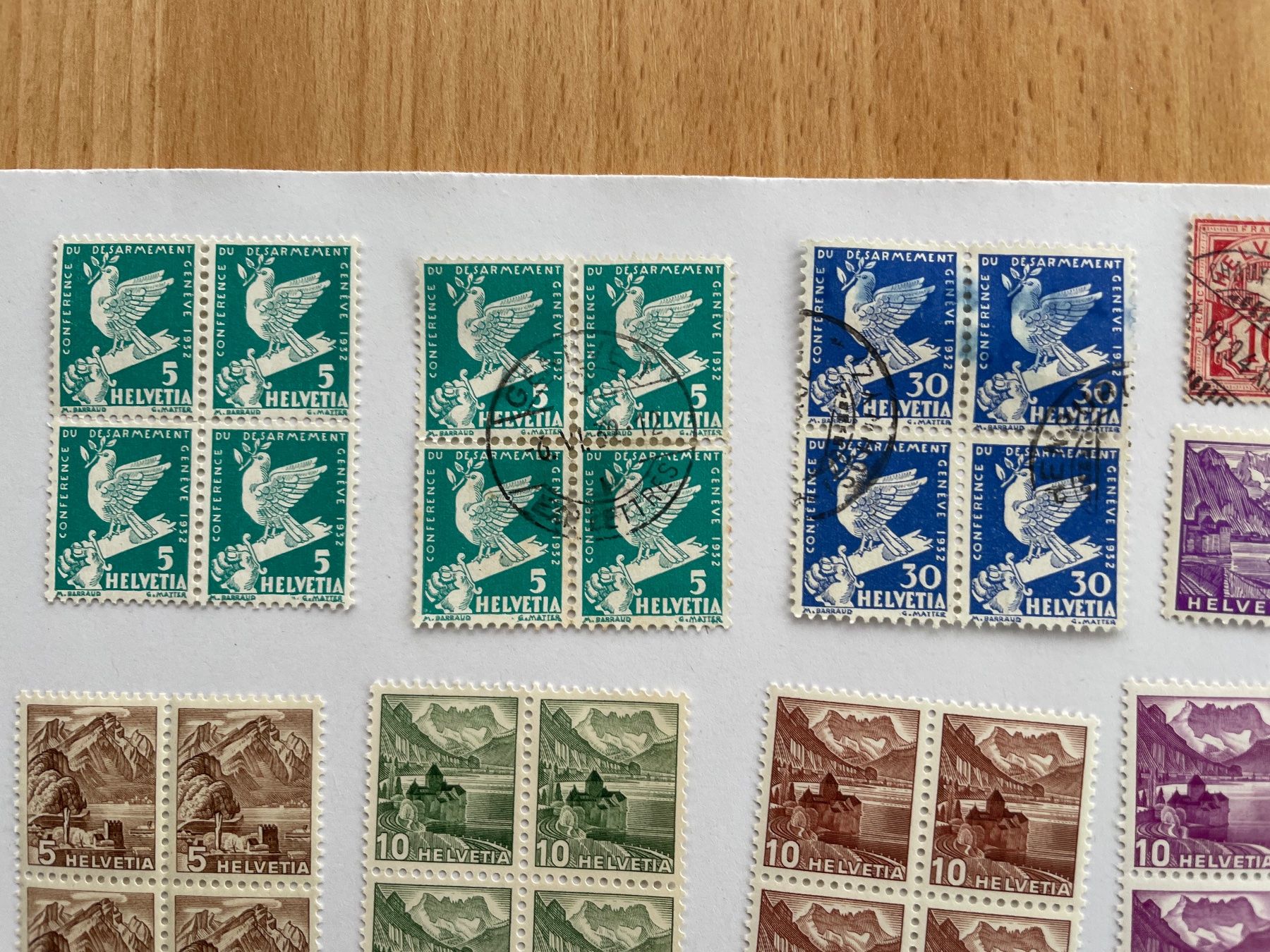 Alle Briefmarken: Paysages** et désarmement ** – Gebraucht aus Sonceboz-Sombeval von Comment2 3