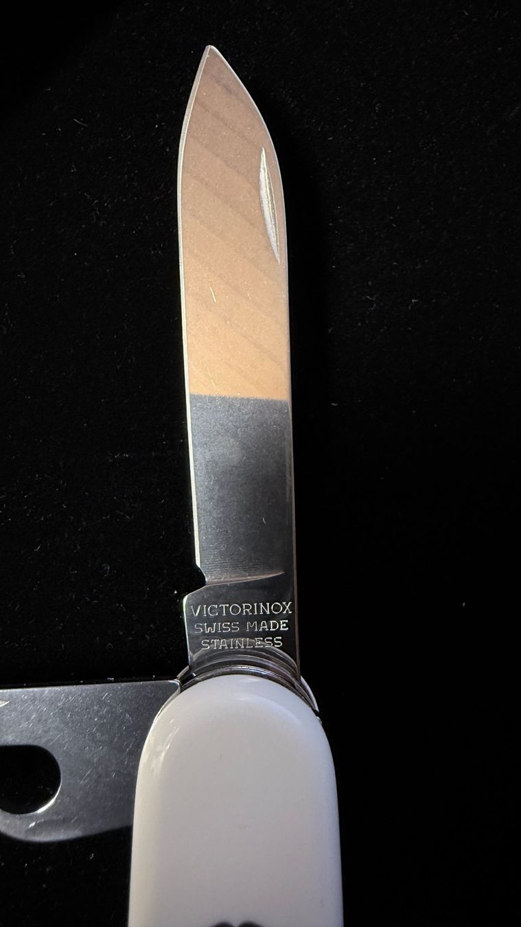 Victorinox Coltelli tascabile: Victorinox Helvetia Climber NEU – Nuovo e nell'imballaggio originale da Dallenwil venduto da jeni152 4