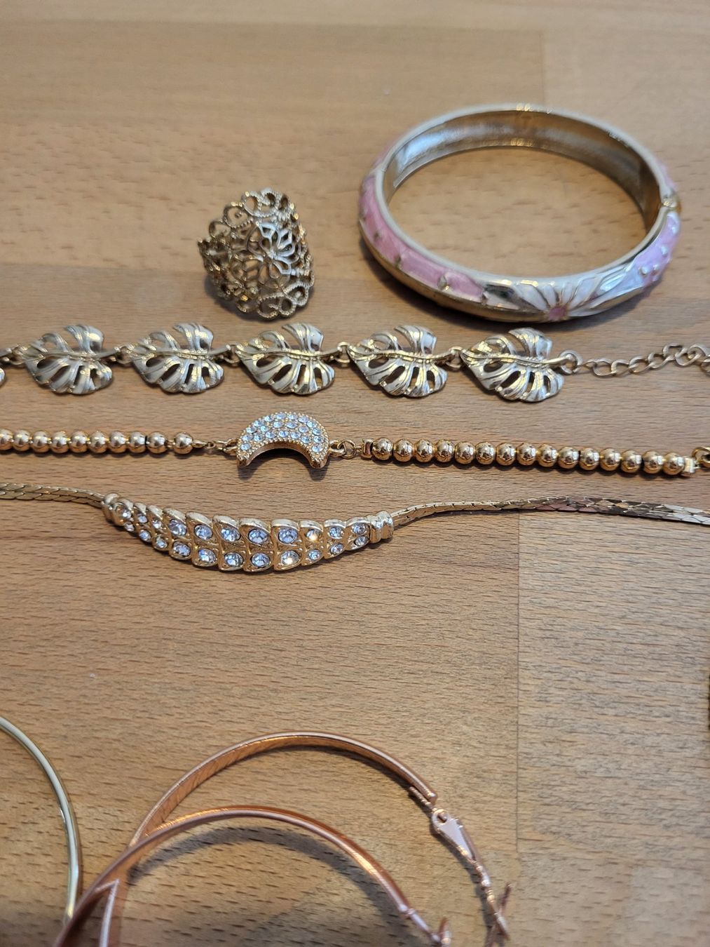 Sonstiger Schmuck: Schmuck Lot goldfarben – Gebraucht aus Baden von Sara.S234 3