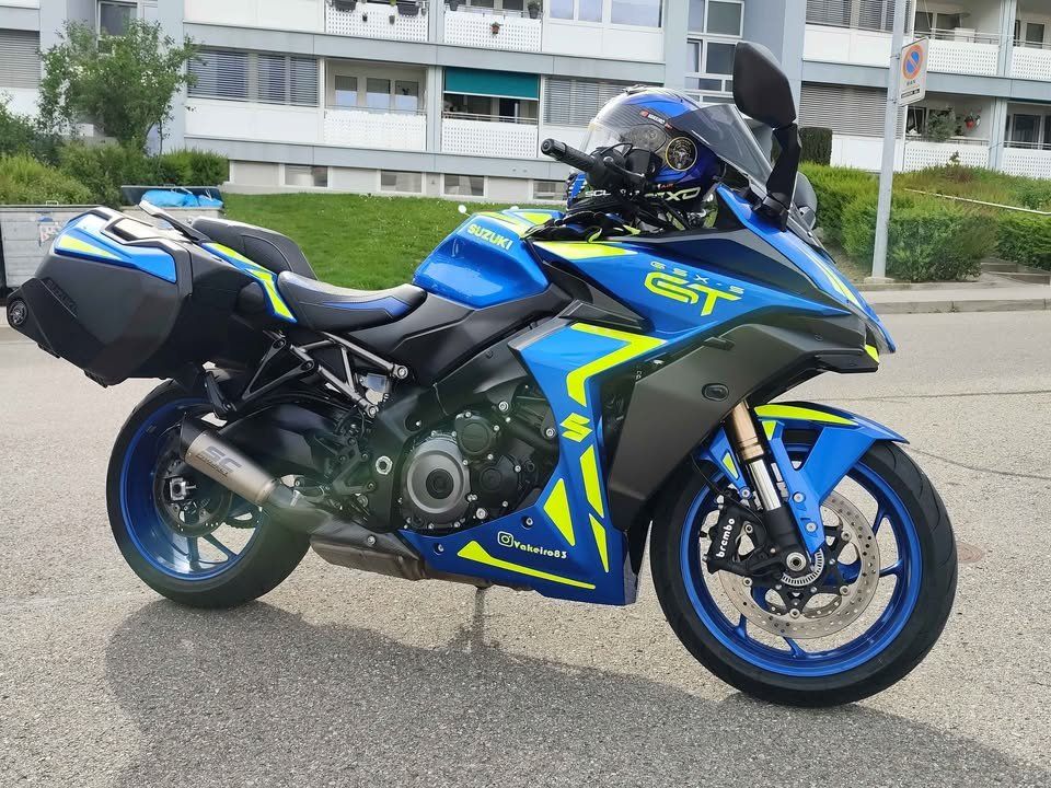 Suzuki Strada: SUZUKI GSX S 1000 GT – Usato da fribourg venduto da vak_kr6q