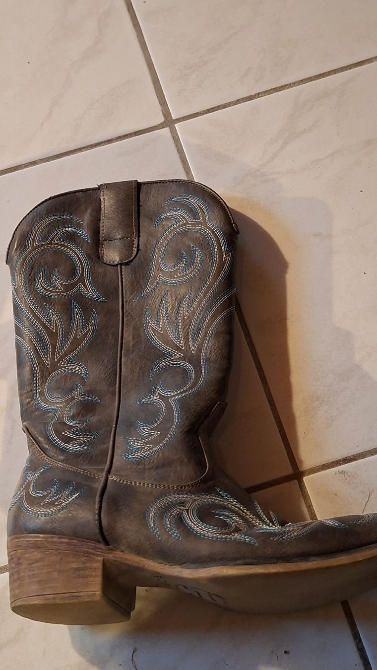 Damenschuhe: Stivali da donna marca Roper – Gebraucht aus Solduno von sar_8t7y 2