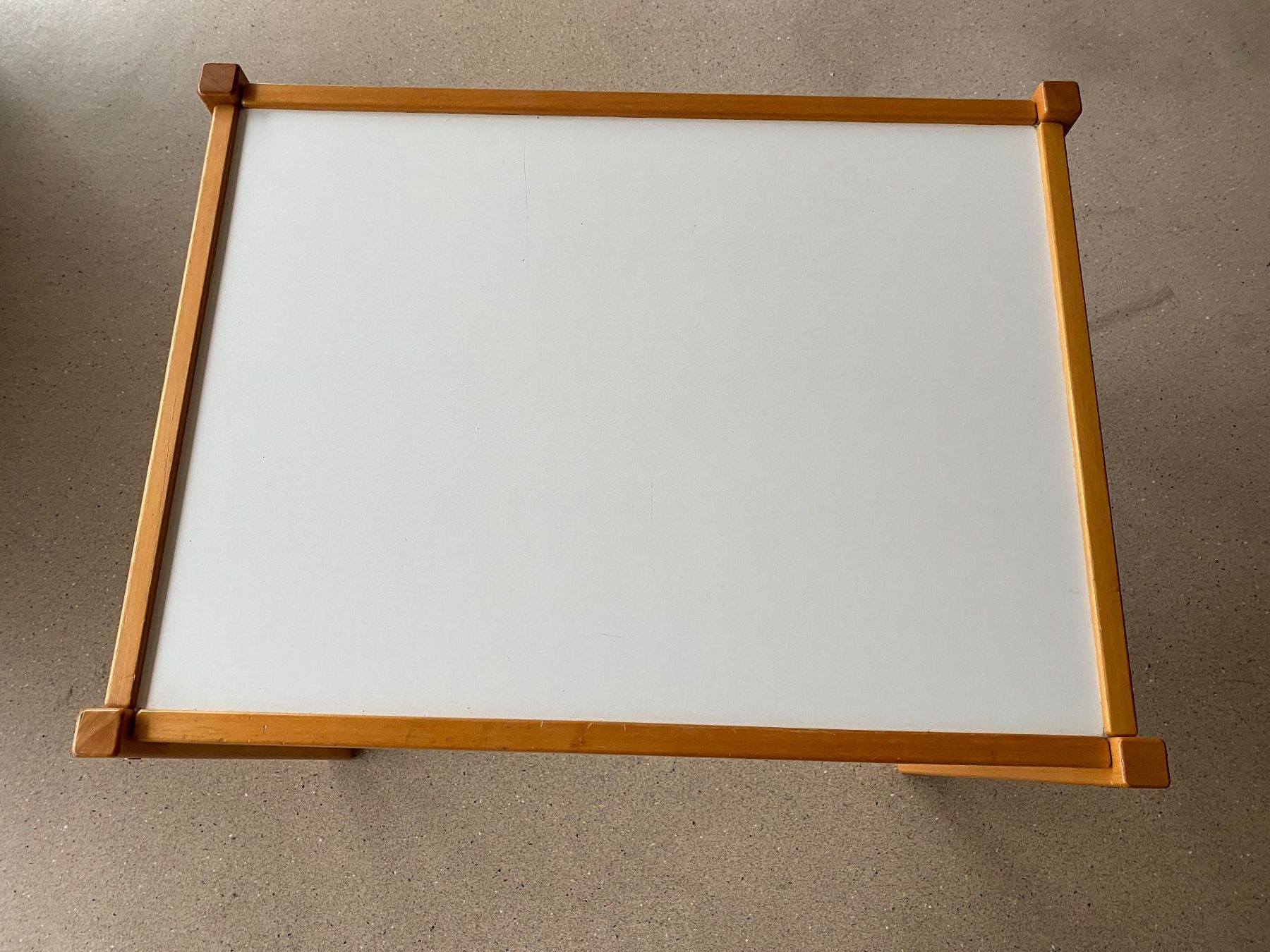 Tables: Kindertischli – D'occasion à Bätterkinden par Albera 1