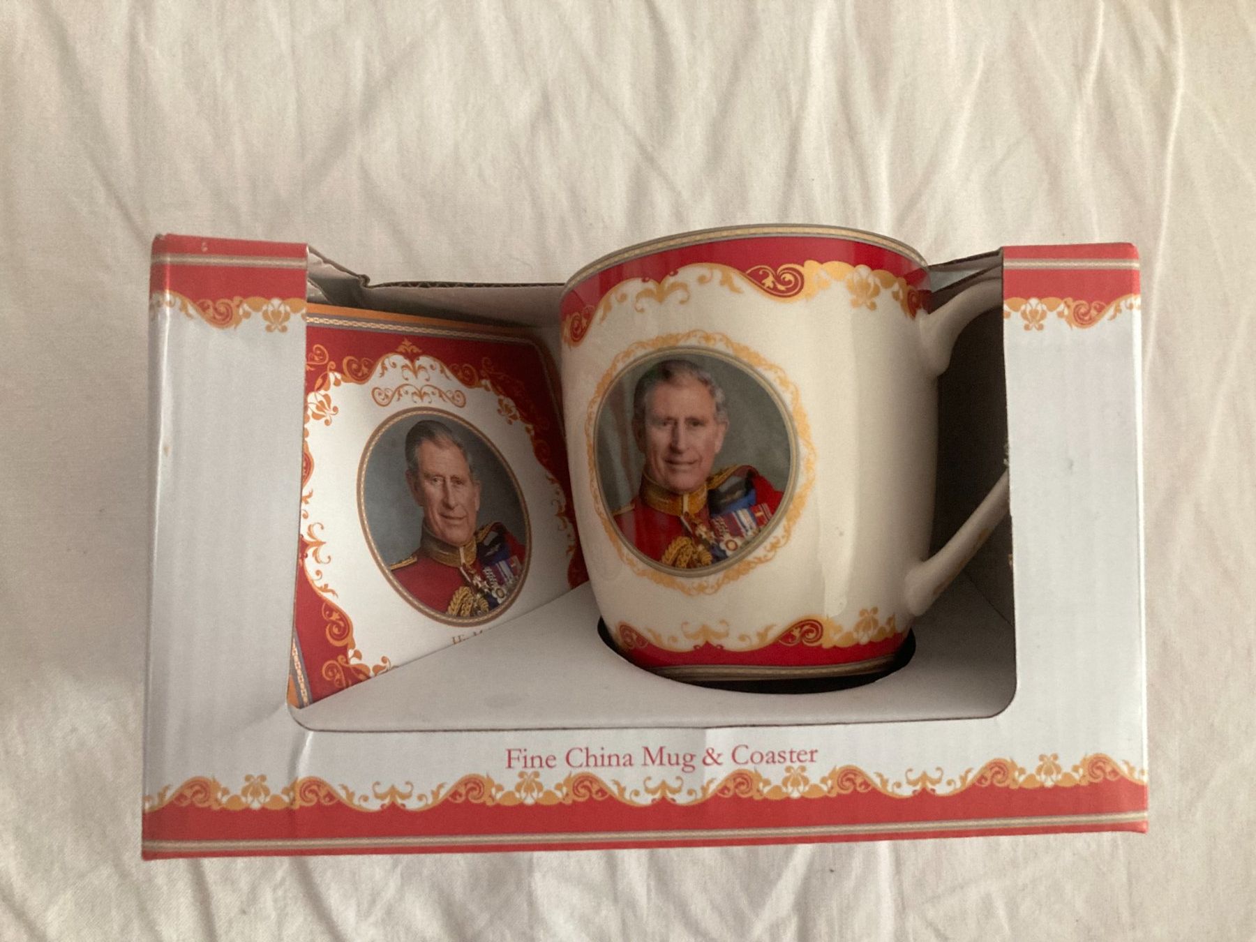 Tazze: Teetasse mit Untersatz von King Charles – Nuovo e nell'imballaggio originale da Kirchlindach venduto da roland0101