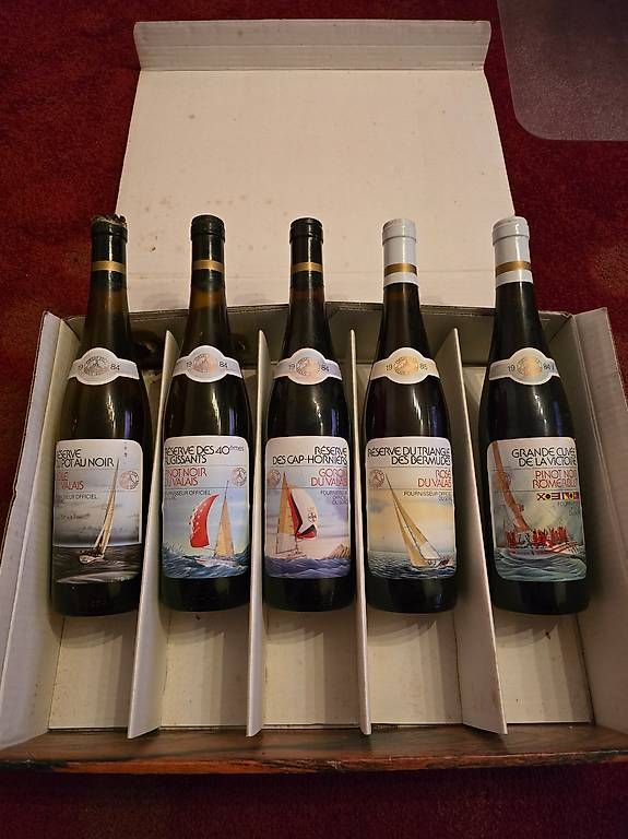 Vino: 5 bouteilles UBS - Switzerland – Usato da Lonay venduto da ste_7ctm