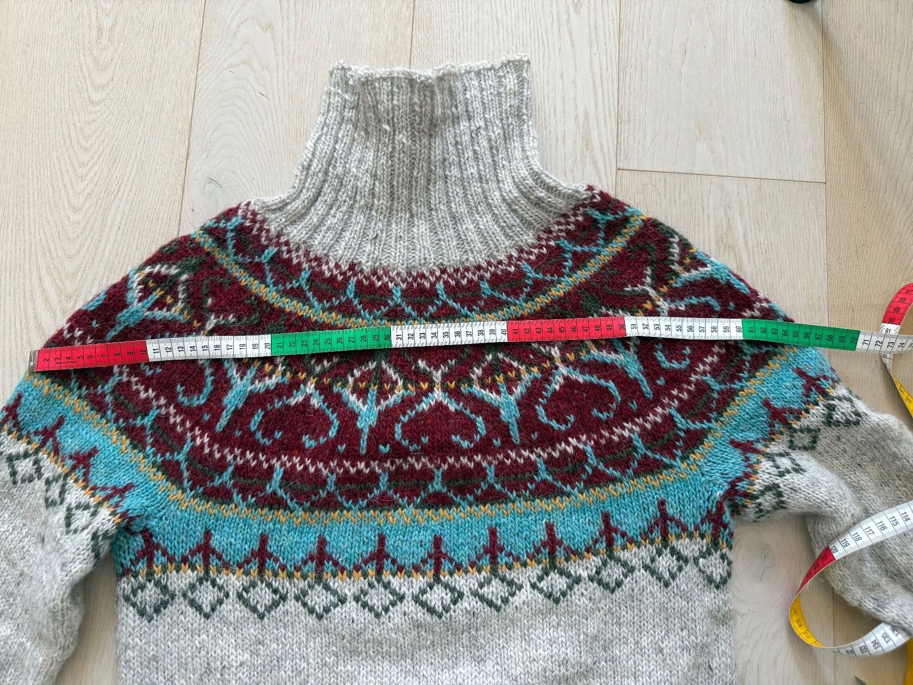 Maglioni & Felpe: Warmer Wollpullover mit Muster, isländische Wolle – Nuovo (secondo la descrizione) da Unterägeri venduto da Lerchemeerenge 3