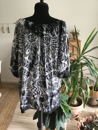 Standkleid aus Baumwollcrepe Gr. S