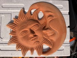 Terra Cotta Sonne und Mond