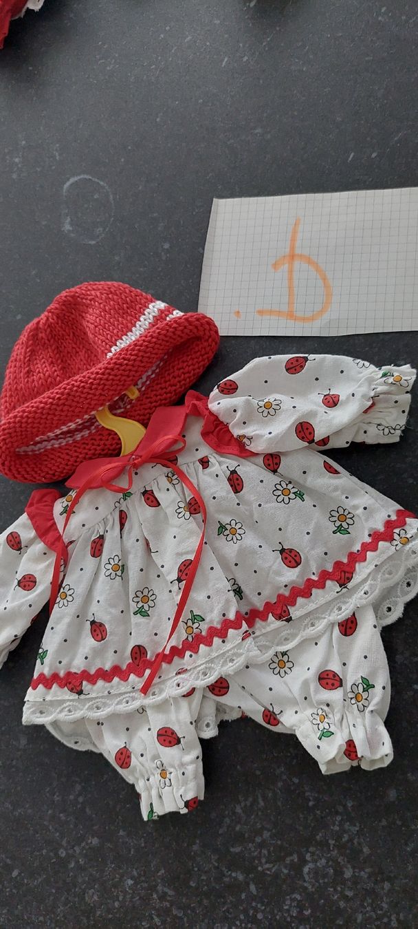 Puppen: Puppenkleid – Gebraucht aus Muri AG von nindo1 7