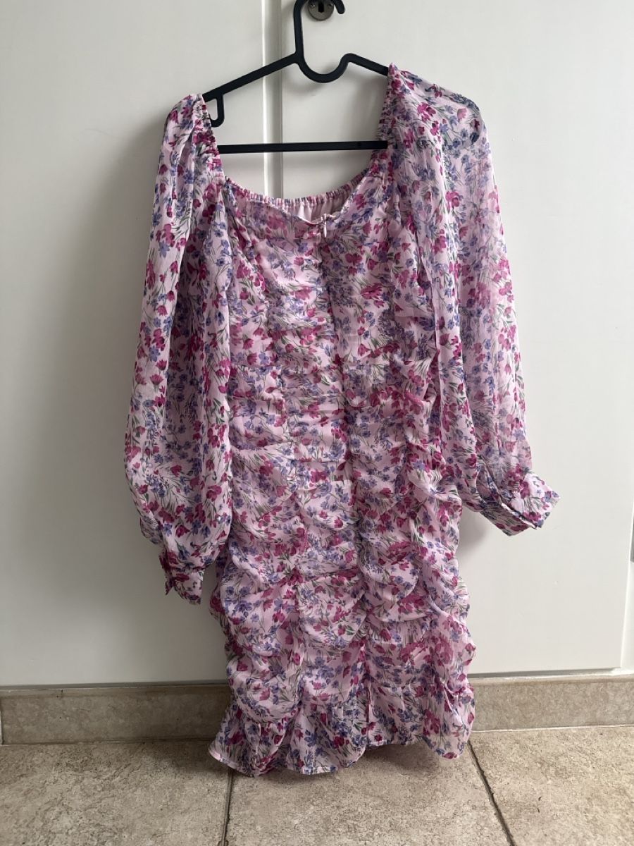 Vestiti: Kleid Blumenmuster gerafft rosa Grösse S – Usato da Pratteln venduto da syr_g2ql 1
