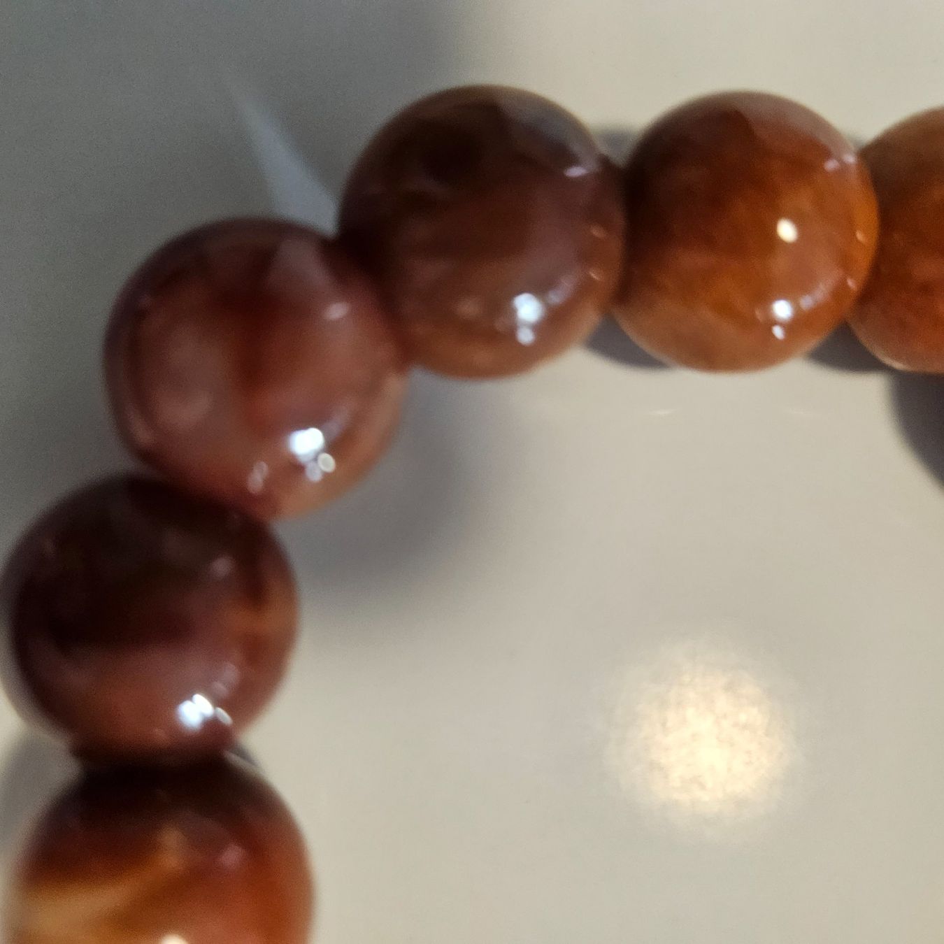 Bracciali & Braccialetti: Bracellet en perles de jade miel – Nuovo e nell'imballaggio originale da Vernier venduto da 19pigments 2