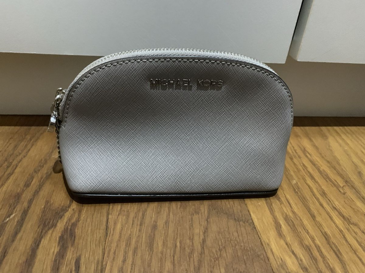 Borse da donna: Michael Kors Kosmetik Tasche – Usato da Buchrain venduto da Ham2383
