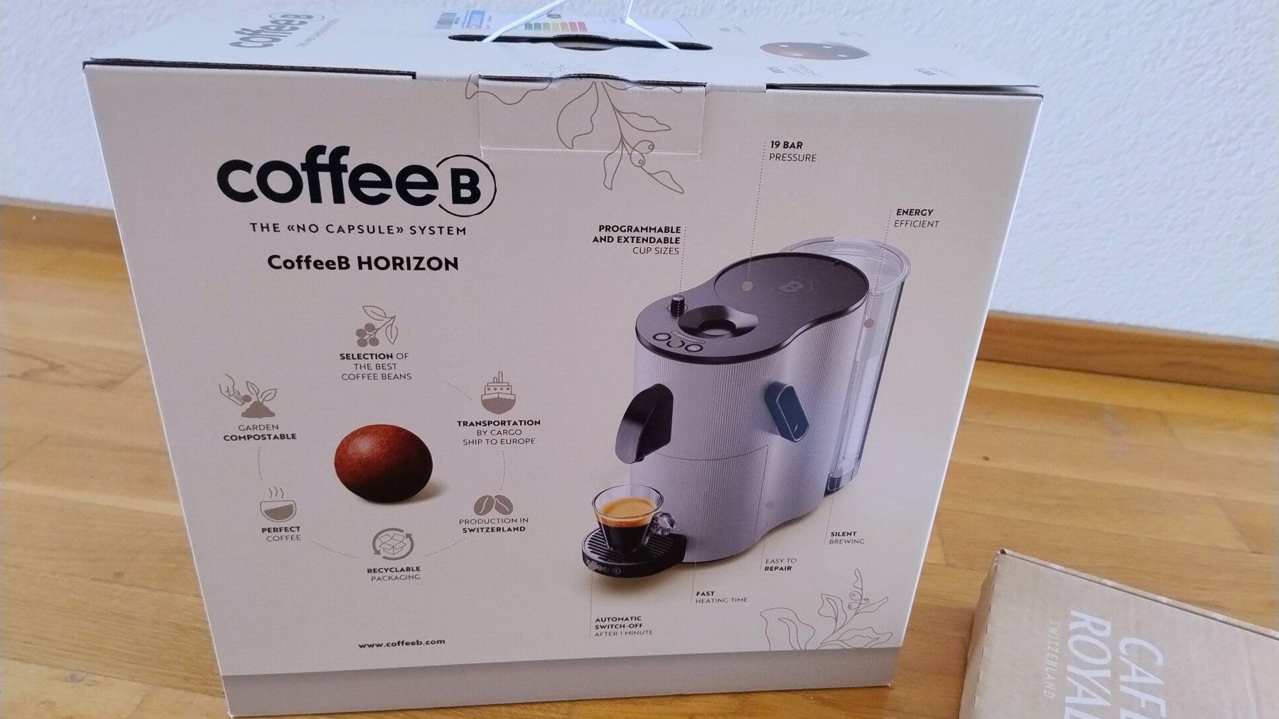 Coffee B Kaffeemaschinen & Espressomaschinen: CoffeeB Horizon Kaffeemaschine mit Mix Discovery Set – Neu und originalverpackt aus Oberwil BL von Petermib