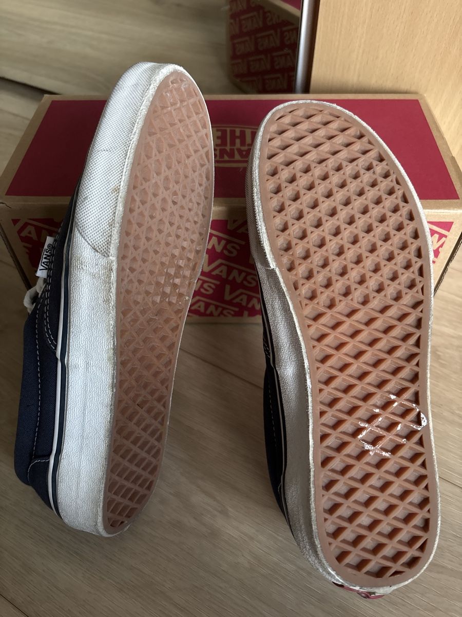 Vans Scarpe da uomo: Vans Gr. 39, dunkelblau, Fast neu! – Usato da Wil SG venduto da Mevogr 2