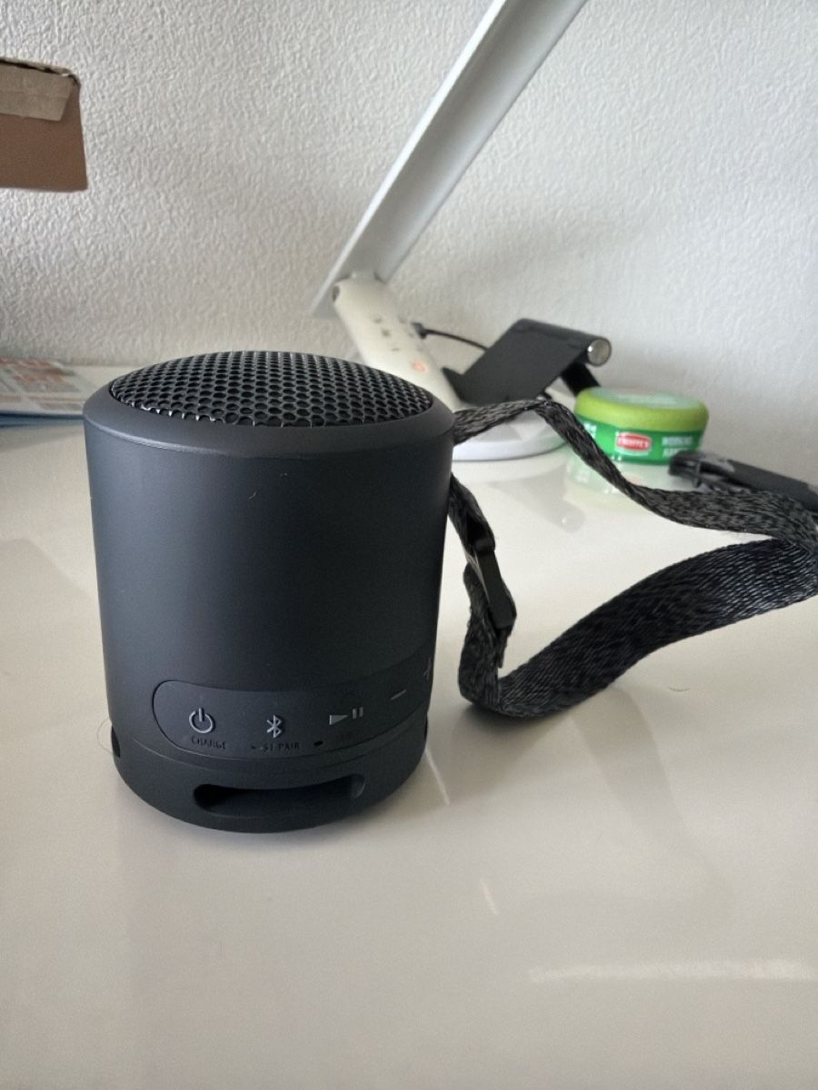 Sony Casse acustiche: Sony kompakter Bluetooth-Lautsprecher, Schwarz – Nuovo (secondo la descrizione) da Lachen SZ venduto da Valentin-lorenz 1
