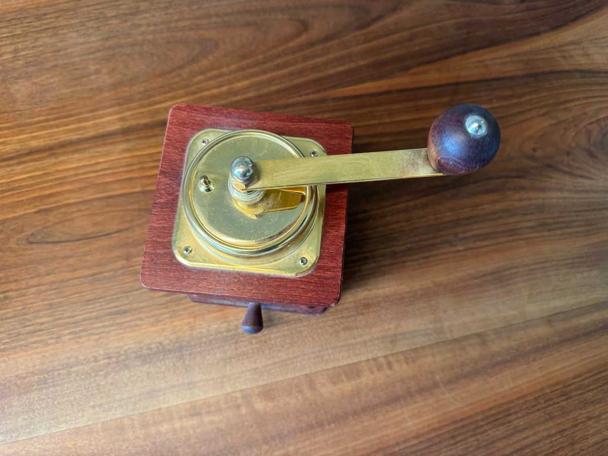 Kaffeemaschinen & Espressomaschinen: Zassenhaus Kaffeemühle – Gebraucht aus Regensdorf von Supermonkey89 1