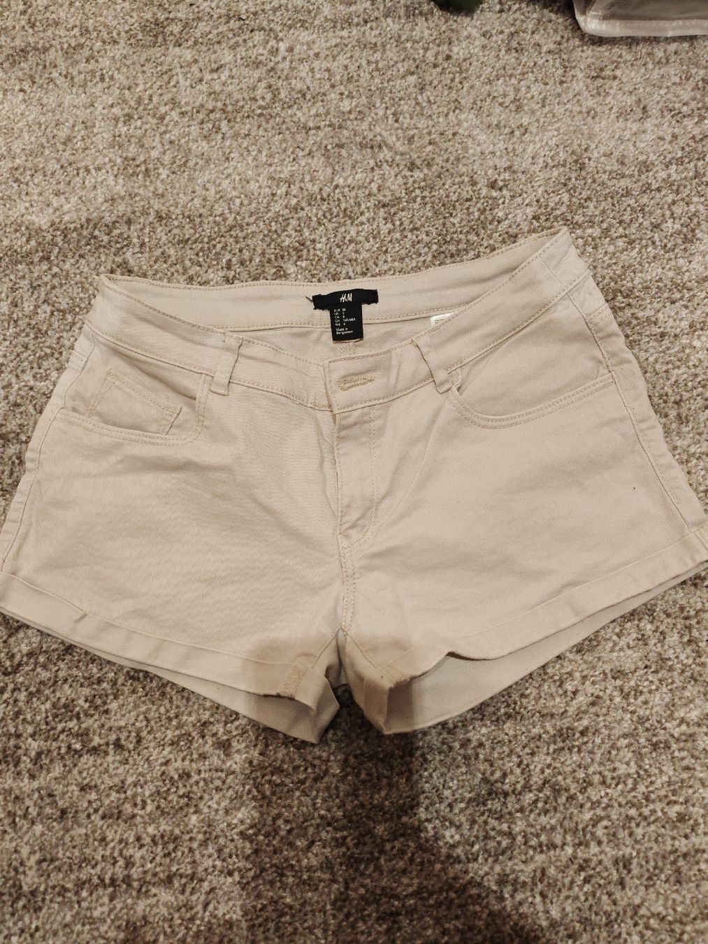 H&M Pantaloni: Shorts Gr.36 – Usato da Windlach venduto da ramona_l