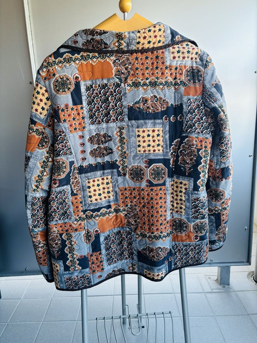 Peter Hahn Giacche: Peter Hahn Übergangsjacke 100 % Seide, Gr. 42 (DE) – Usato da Rheinfelden venduto da Jeva-Anna 3