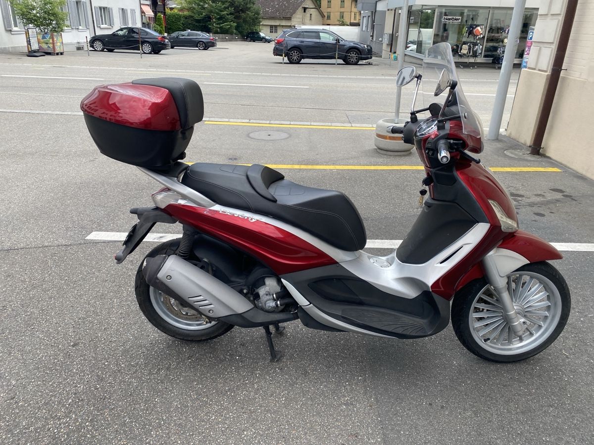Piaggio Scooters: Piaggio Beverly 300 ie – Gebraucht aus Wolhusen von Felder2rad 1