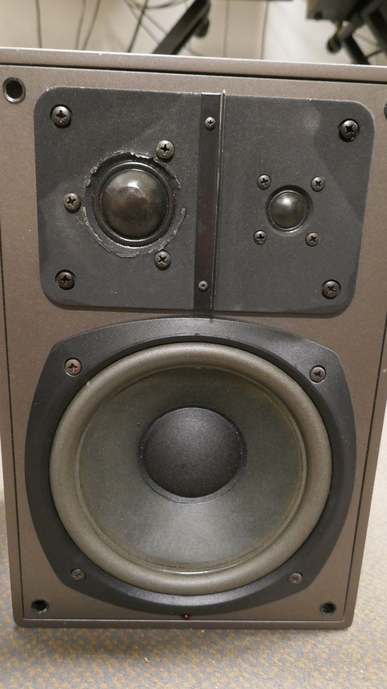 Casse acustiche: Klein und Hummel o98 - 3 Weg Studiomonitore – Usato da Wenslingen venduto da FairlightCMI 2