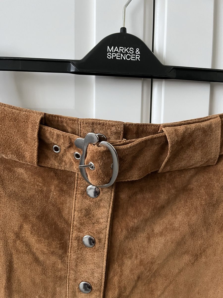 Zara Gonne: Wildleder Rock – Nuovo (secondo la descrizione) da Allschwil venduto da eyl_bb8q 2