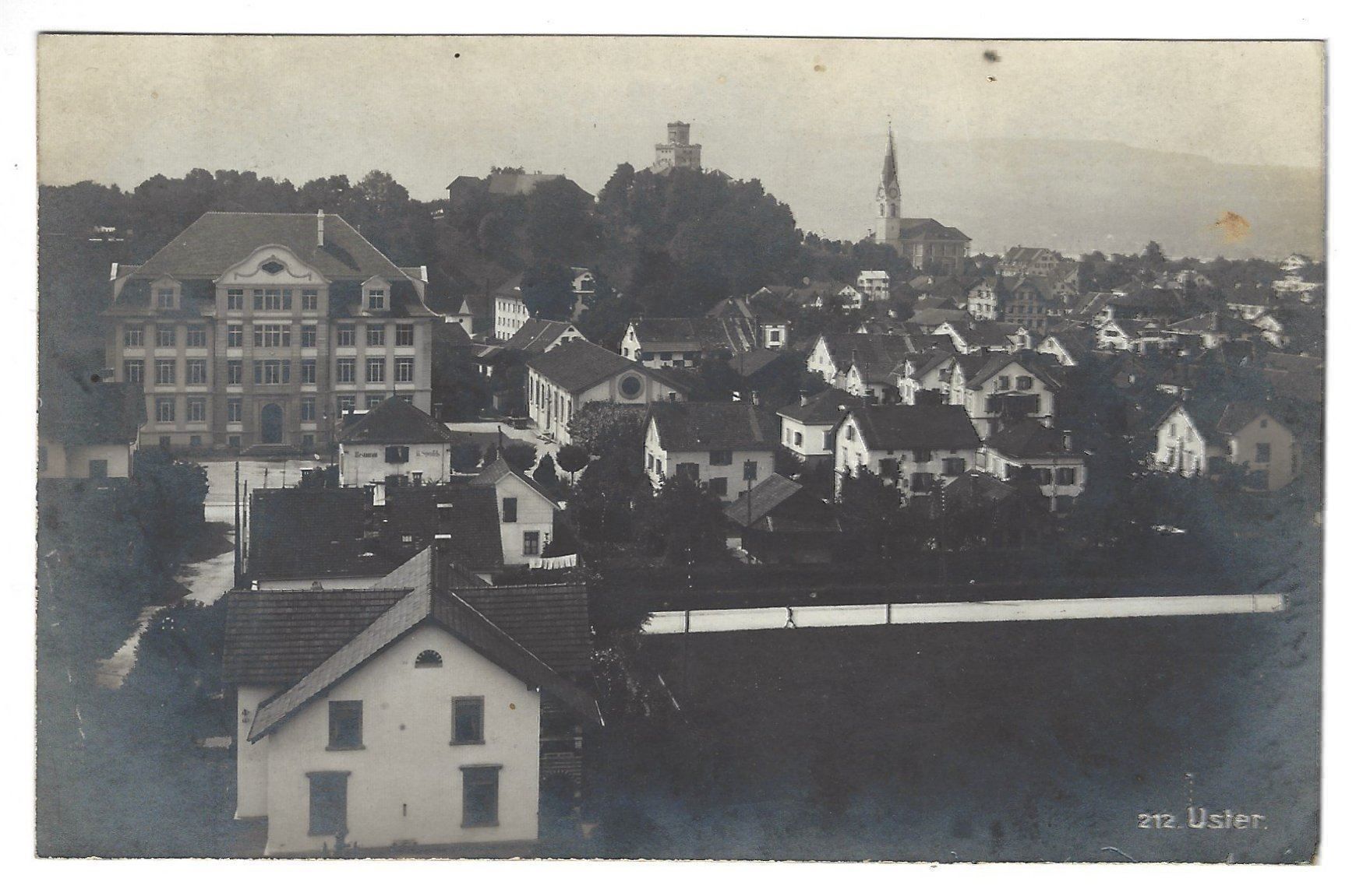 Ansichtskarten: AK Uster s/w Ortsbild – Gebraucht aus Frauenfeld von Astra13