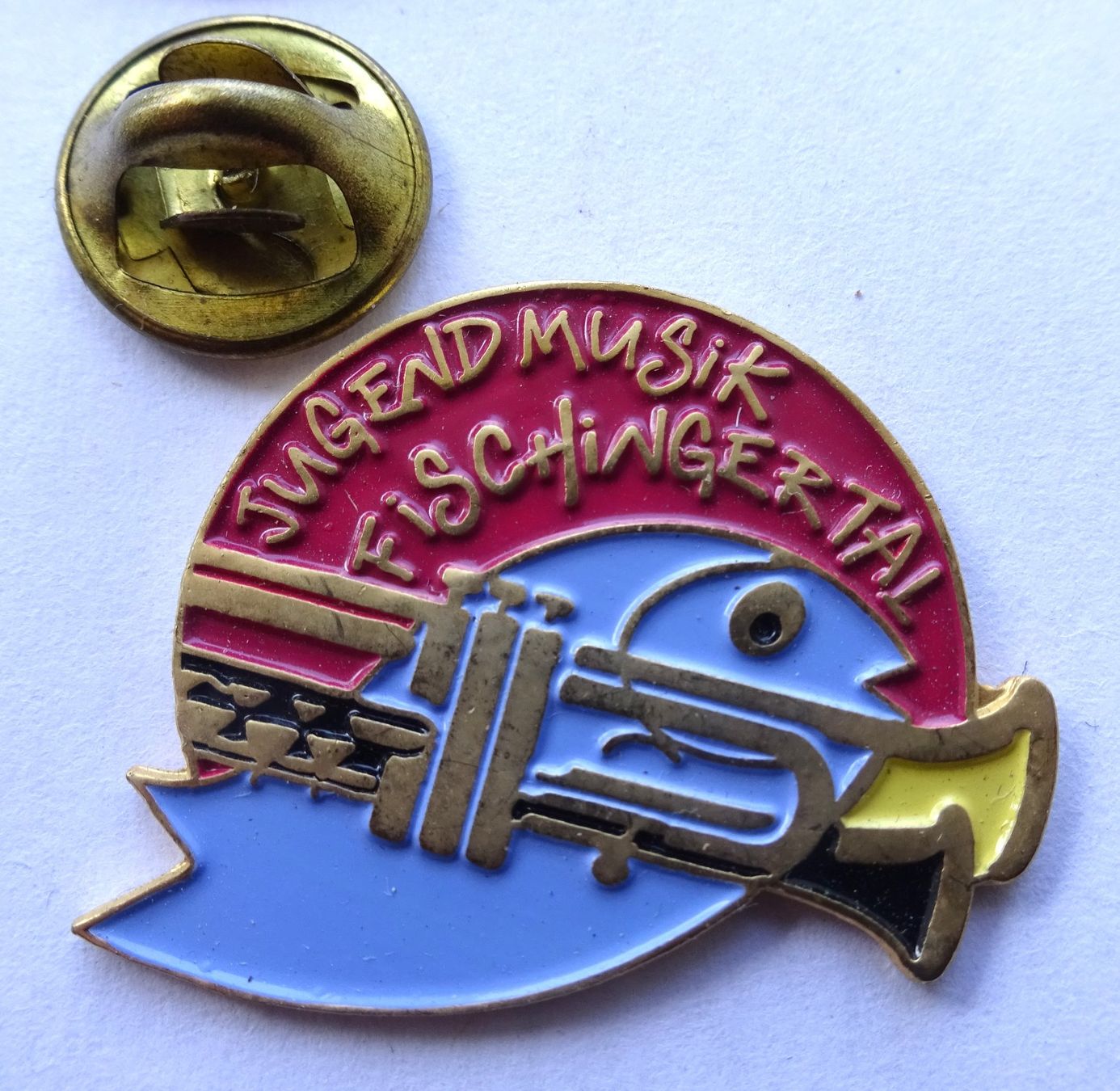 Placchette & Badge: Pin JUGENDMUSIK FISCHINERHAL – Usato da Utzenstorf venduto da BUtter81