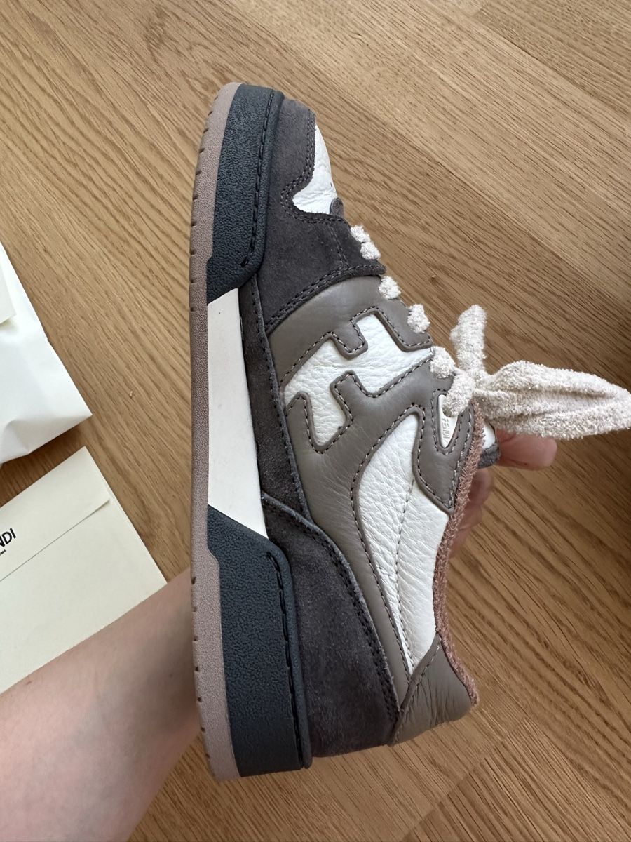 Damenschuhe: FENDI Sneakers – Gebraucht aus Neuhausen von ann_t9kn 4
