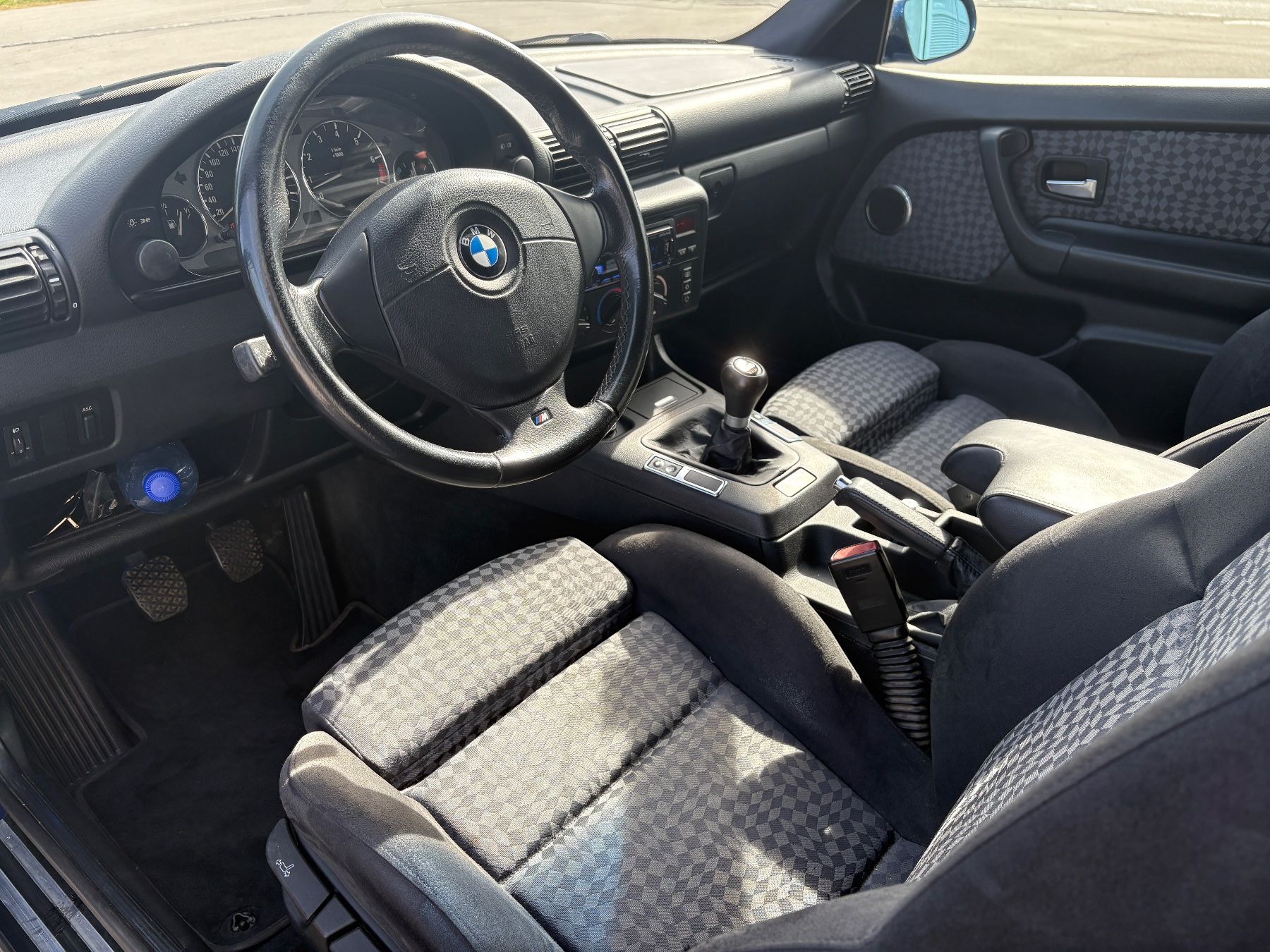 BMW Autos: BMW 323 e36 ti compact – Gebraucht aus Farvagny-le-Grand von emm_fmt6 7
