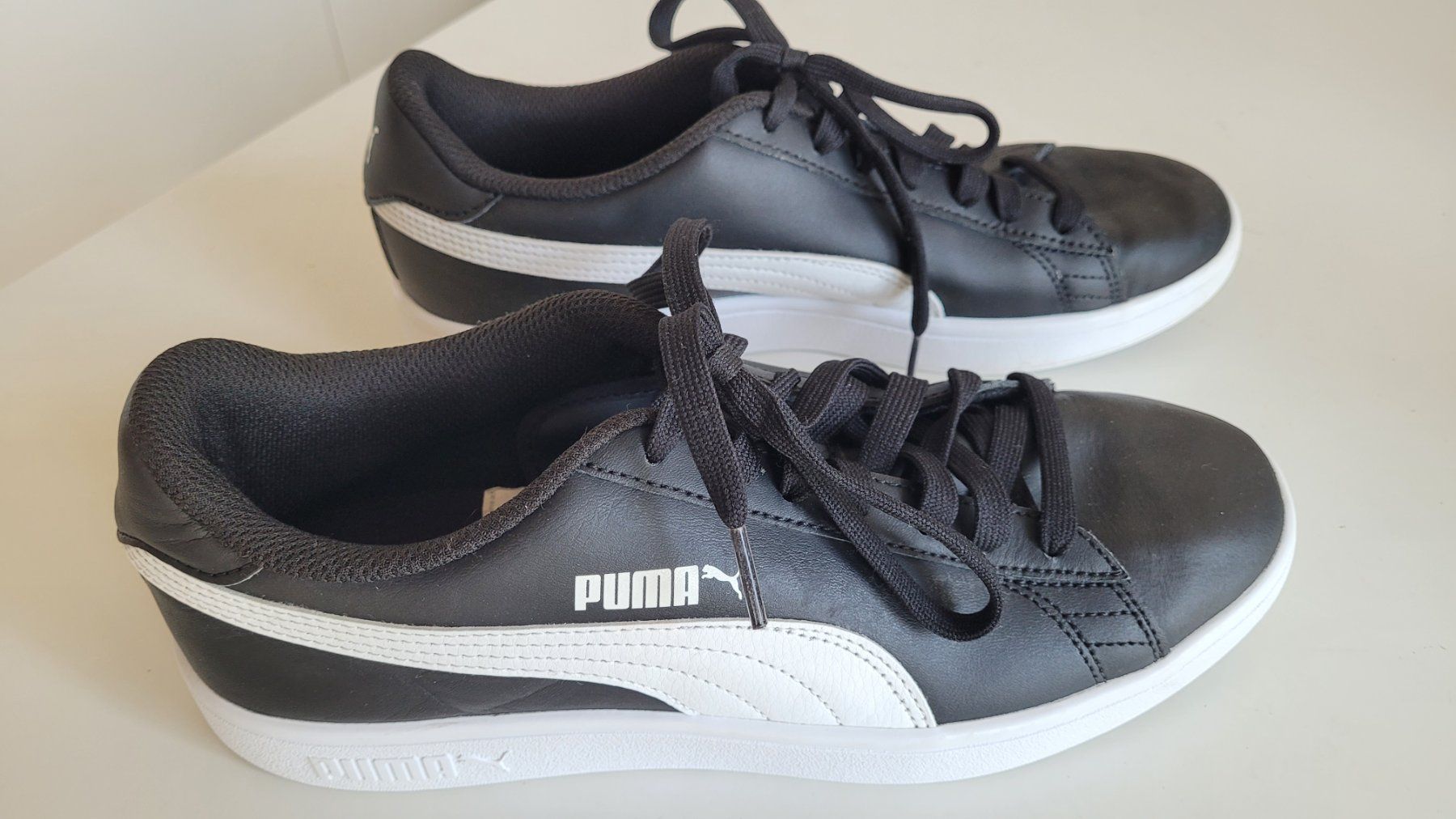 Puma Scarpe da uomo: Puma Smash V2 L Sneaker Grösse 41 – Usato da Nottwil venduto da Sunshine0_1 2