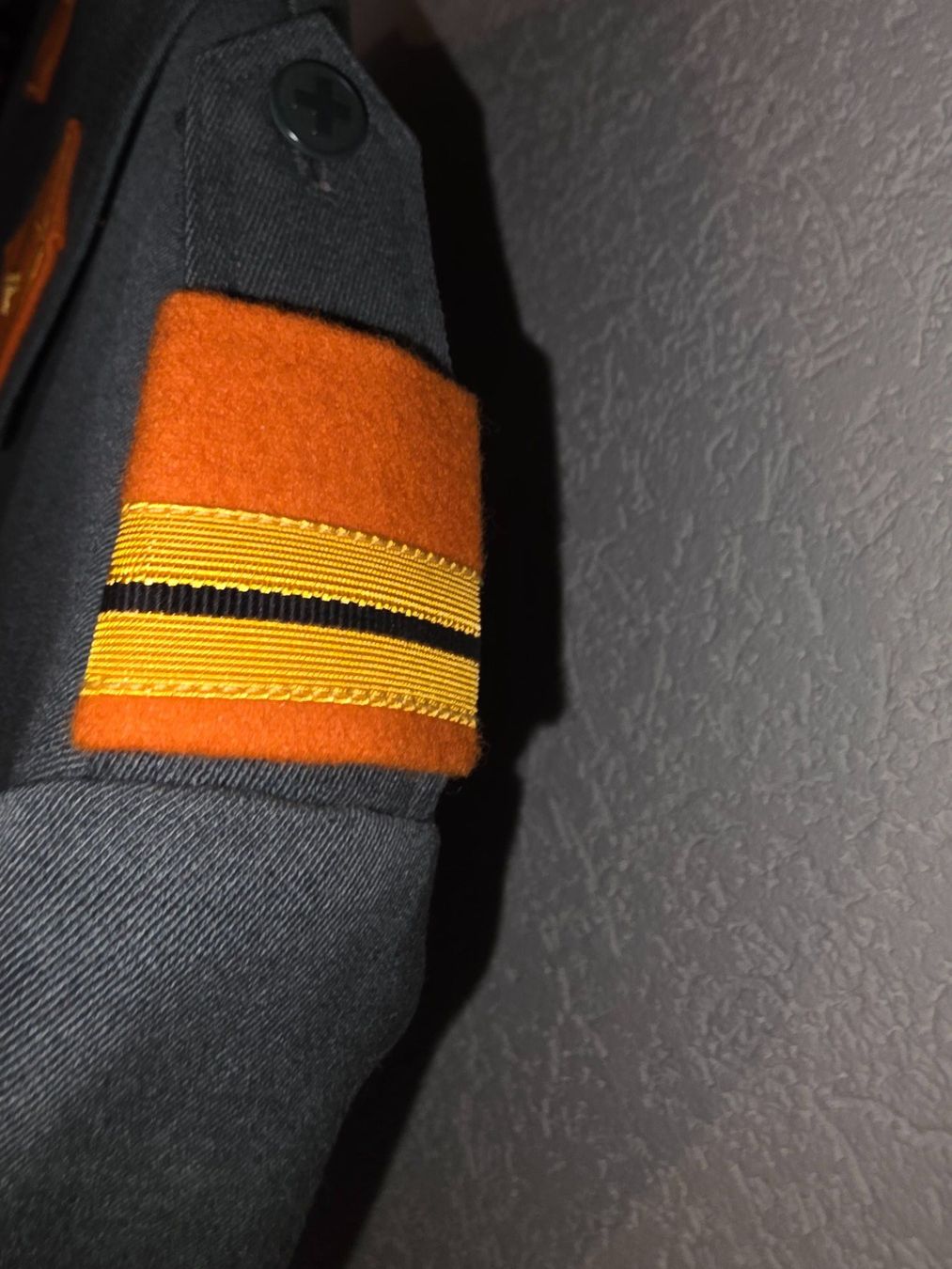 Schweizer Armee Uniformi: Uniform CH-Armee > Waffenrock & Hose  /Ordonnanz 49 oder 72 – Usato da Obermumpf venduto da oiskypoisky 3
