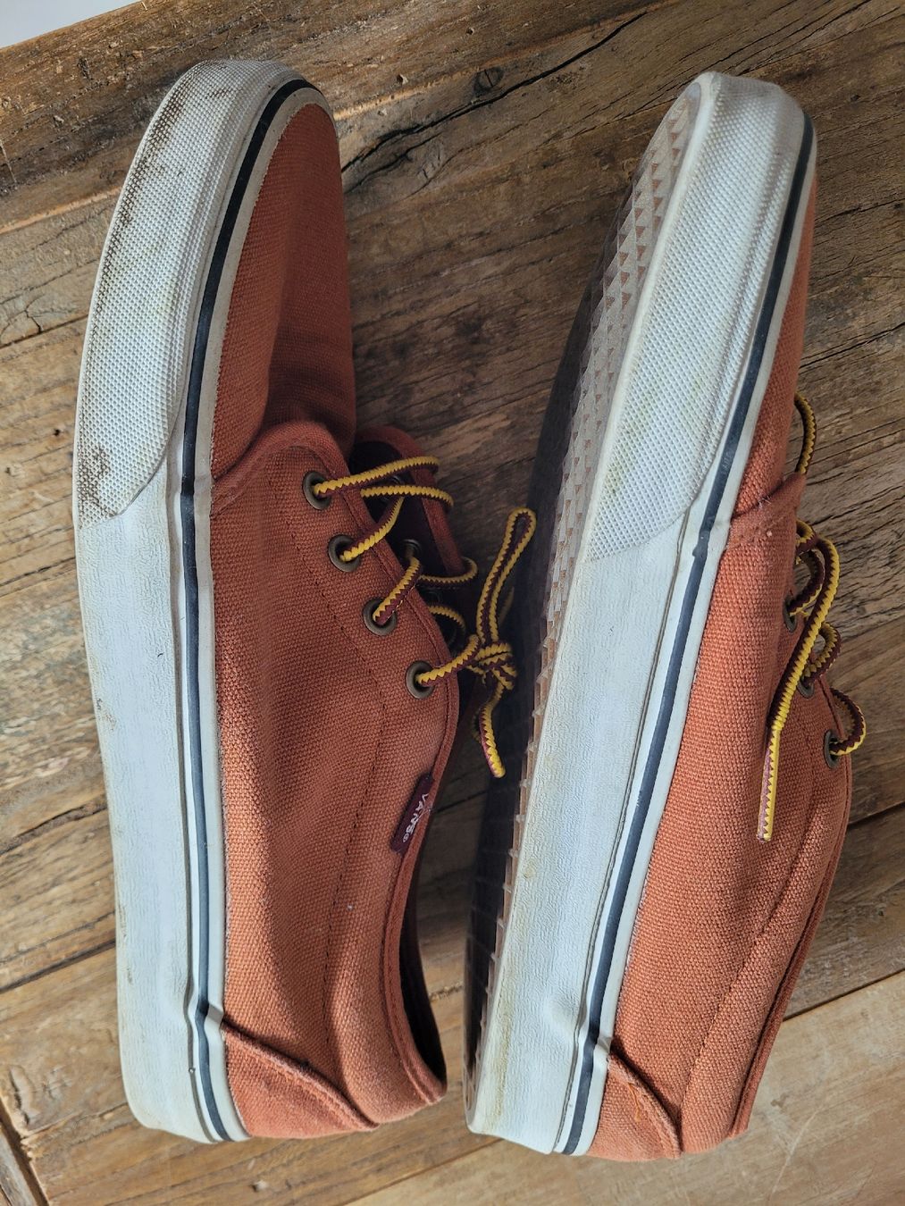 Vans Herrenschuhe: Vans Authentic Sneaker Gr. 43 / US 10 Herbstfarbe – Gebraucht aus Allschwil von nel_cbk8 1