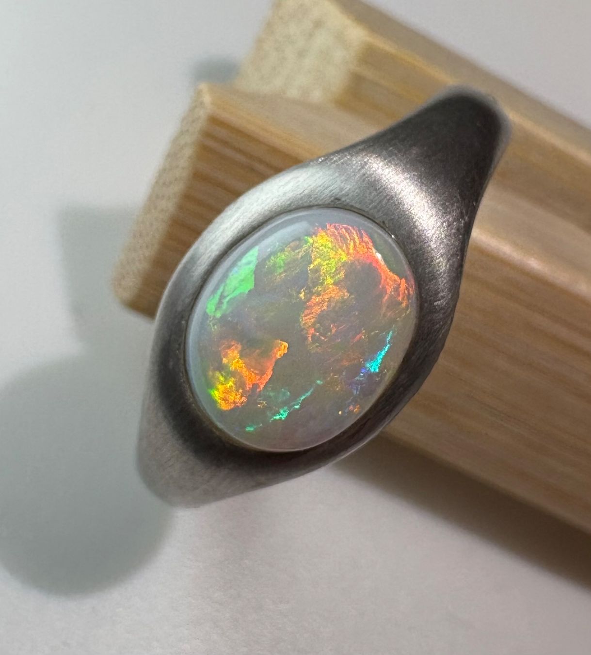 Bagues: Ring Australischer Crystal-Opal Ring, variable Grösse – Neuf (Voir description) à Wilen b. Wil par Tschirio 1
